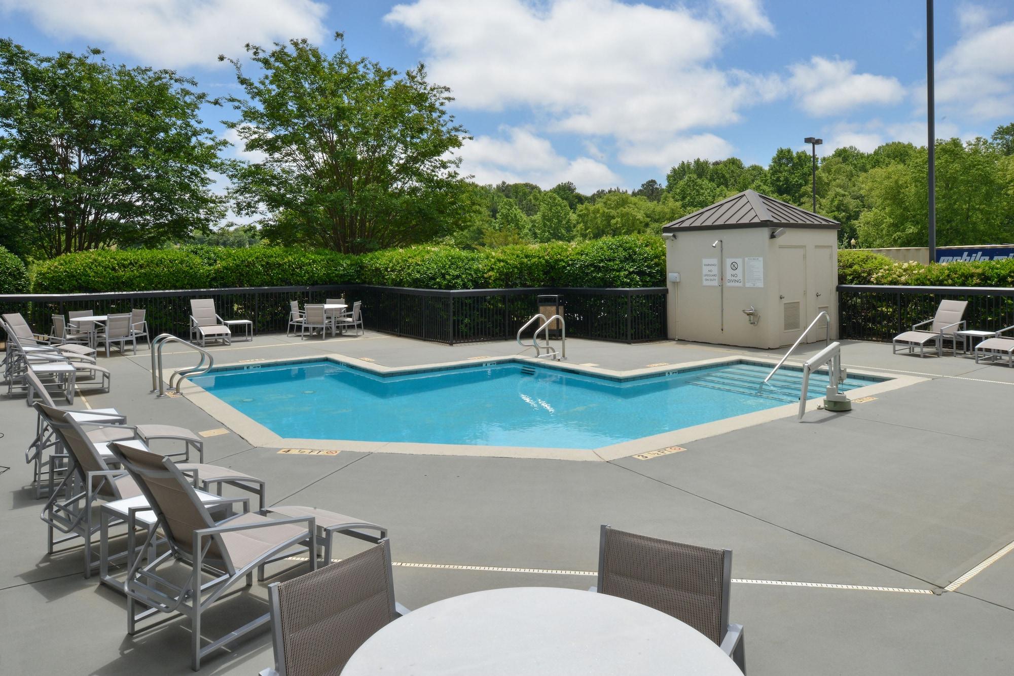 Wyndham Garden Greenville / Spartanburg Airport Екстериор снимка
