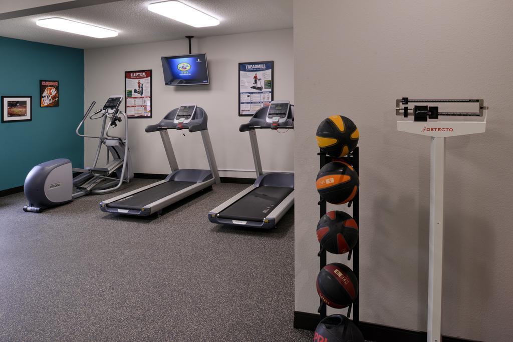 Wyndham Garden Greenville / Spartanburg Airport Екстериор снимка