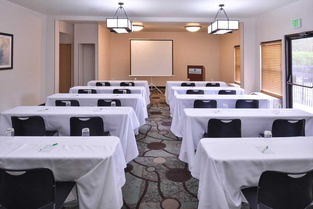 Wyndham Garden Greenville / Spartanburg Airport Екстериор снимка