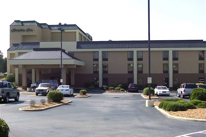 Wyndham Garden Greenville / Spartanburg Airport Екстериор снимка