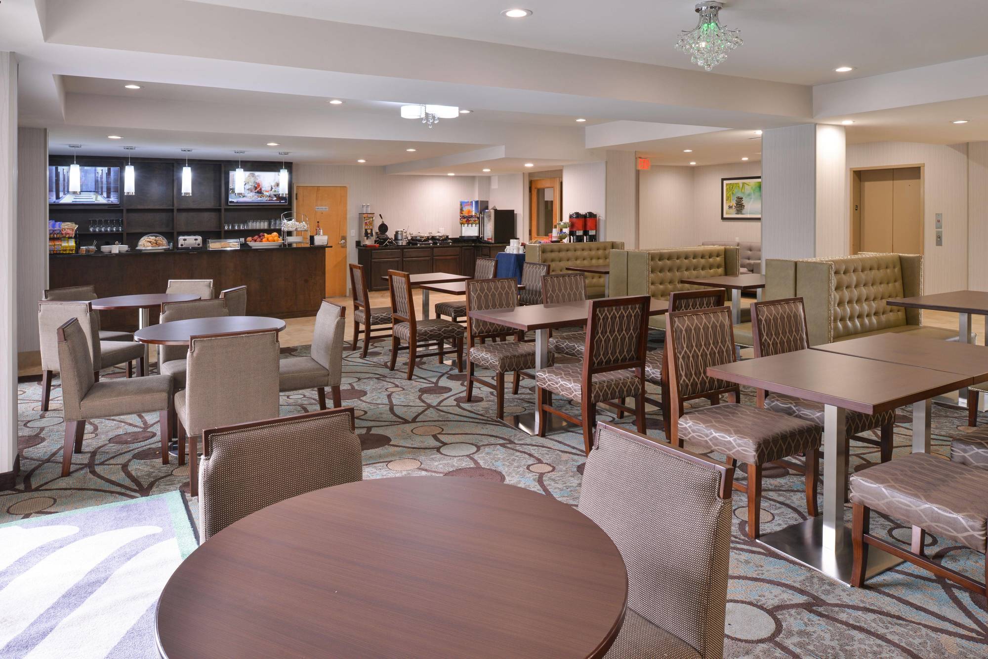 Wyndham Garden Greenville / Spartanburg Airport Екстериор снимка