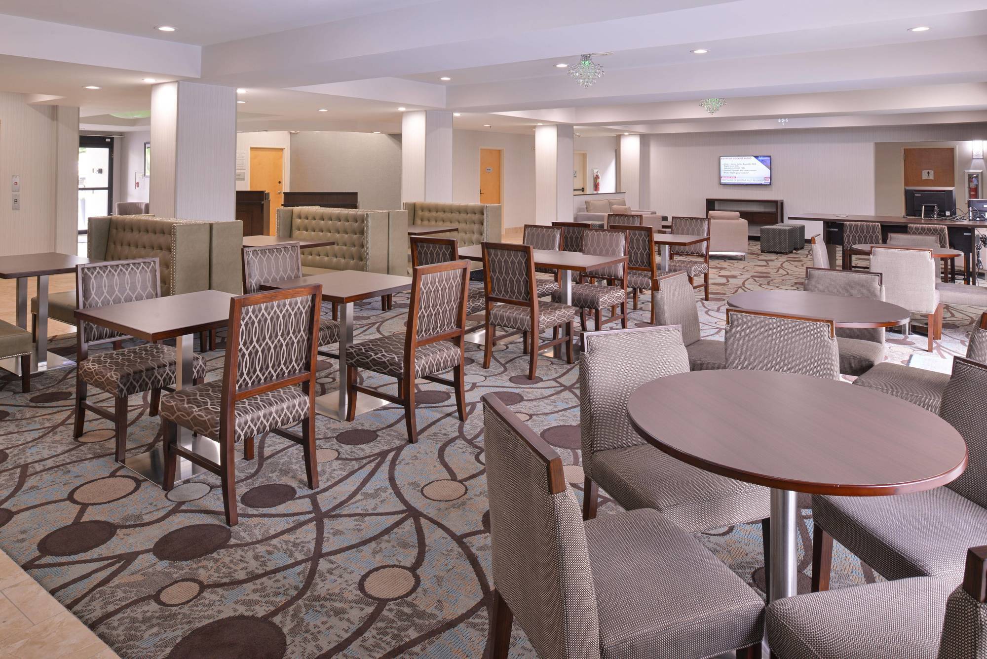 Wyndham Garden Greenville / Spartanburg Airport Екстериор снимка