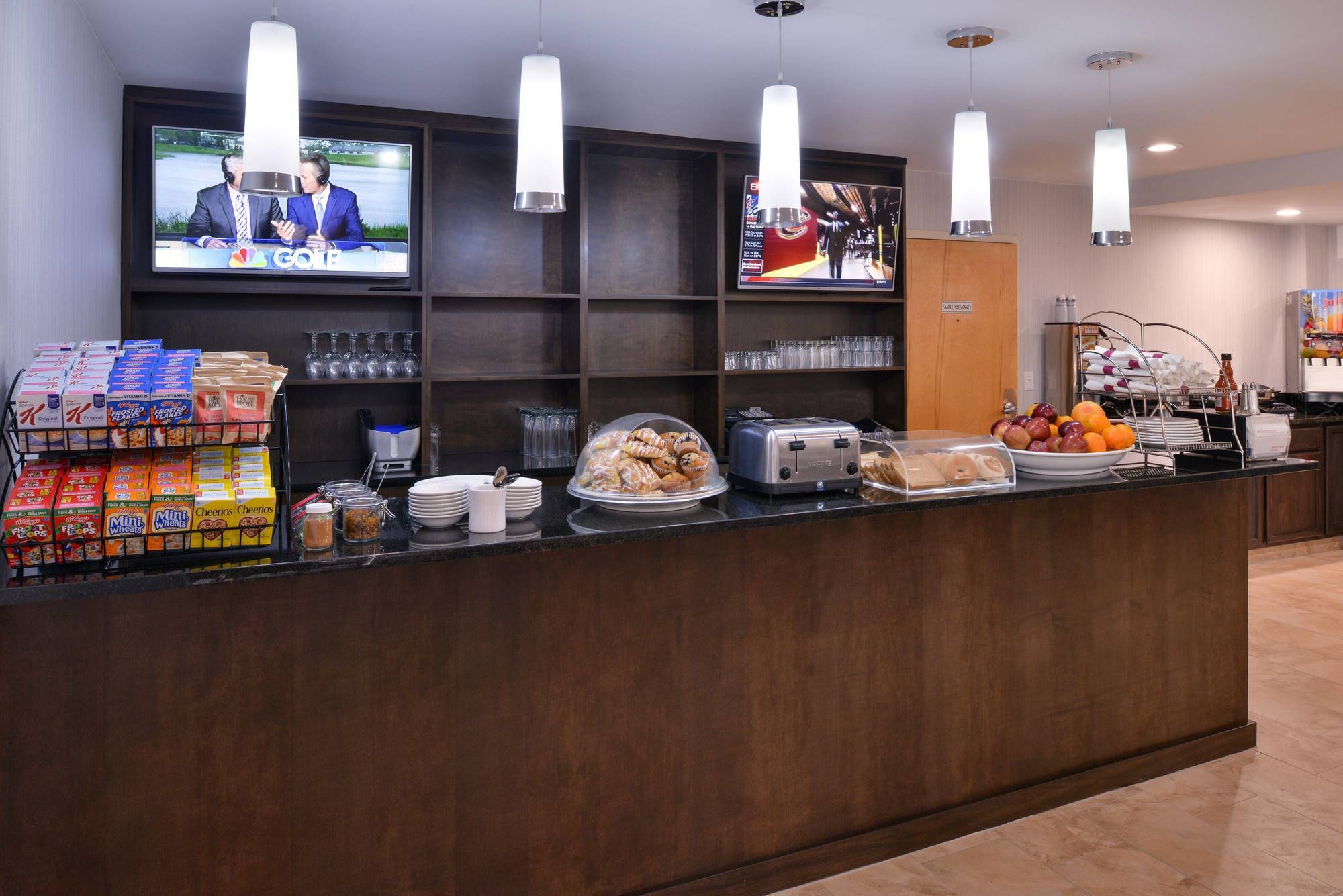 Wyndham Garden Greenville / Spartanburg Airport Екстериор снимка