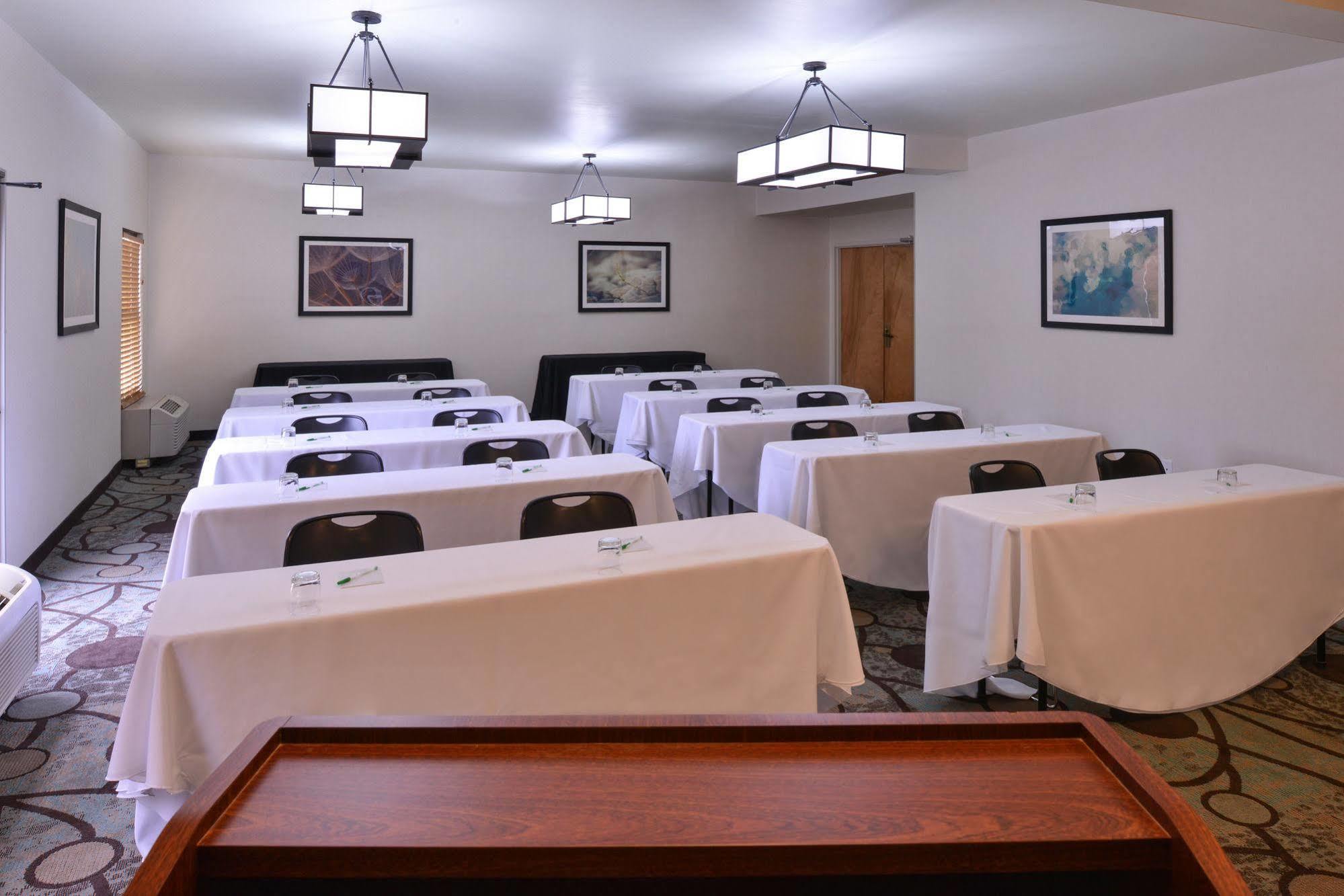 Wyndham Garden Greenville / Spartanburg Airport Екстериор снимка