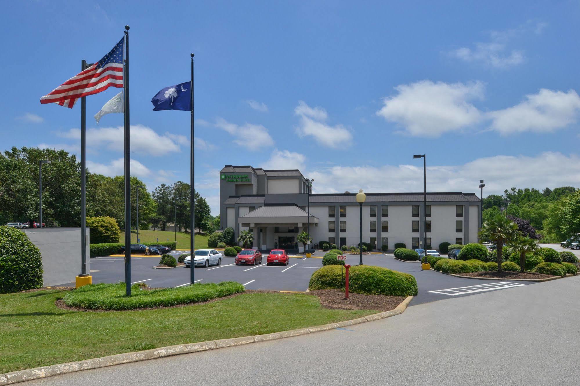 Wyndham Garden Greenville / Spartanburg Airport Екстериор снимка