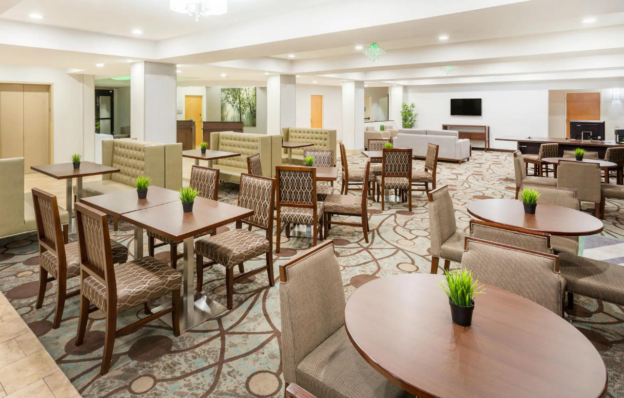 Wyndham Garden Greenville / Spartanburg Airport Екстериор снимка